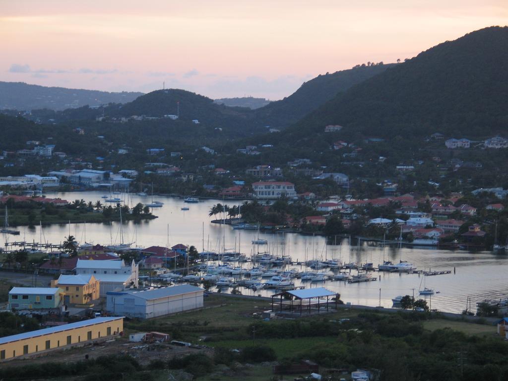Italian Guesthouse Gros Islet Luaran gambar